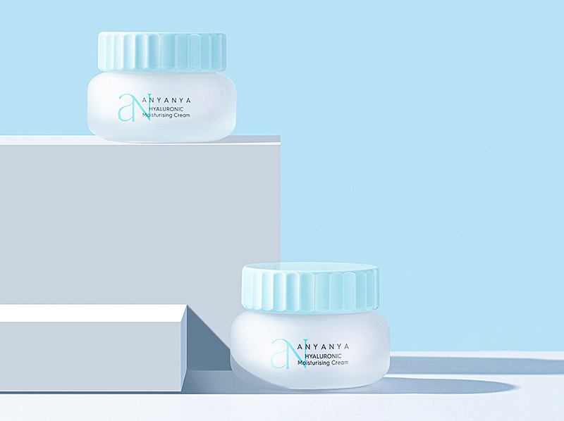 又一千億級(jí)市場(chǎng)在國(guó)人臉上誕生，它會(huì)是國(guó)產(chǎn)護(hù)膚品彎道超車的新機(jī)會(huì)？