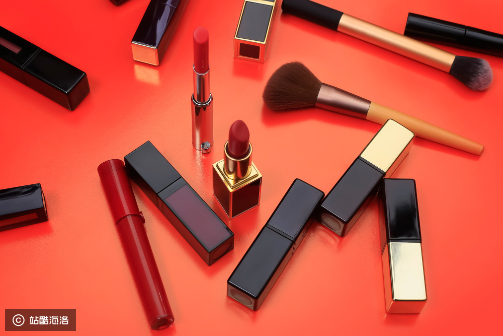 “顏值經(jīng)濟(jì)”撬動(dòng)中國化妝品市場 “顏值經(jīng)濟(jì)”撬動(dòng)中國化妝品市場