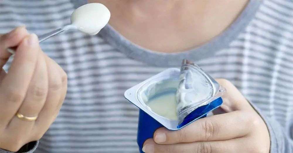 再也不用「擠牙膏」，高露潔換上的「潤滑劑」包裝，讓牙膏從此一滴不剩