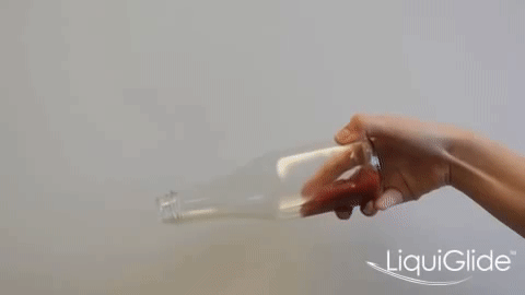 再也不用「擠牙膏」，高露潔換上的「潤滑劑」包裝，讓牙膏從此一滴不剩